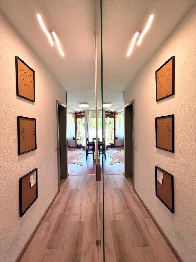 Viktor - Schwarzwald Apartment Titisee-Neustadt